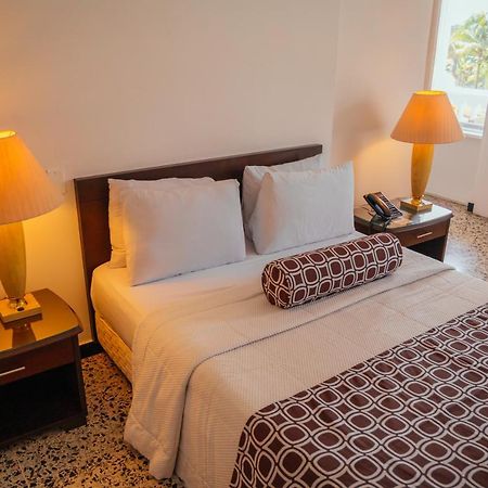 Hotel Tequendama Inn Estacion Buenaventura Exteriör bild