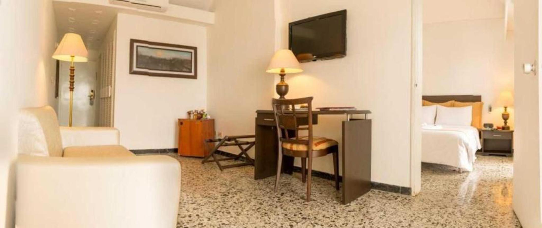 Hotel Tequendama Inn Estacion Buenaventura Exteriör bild