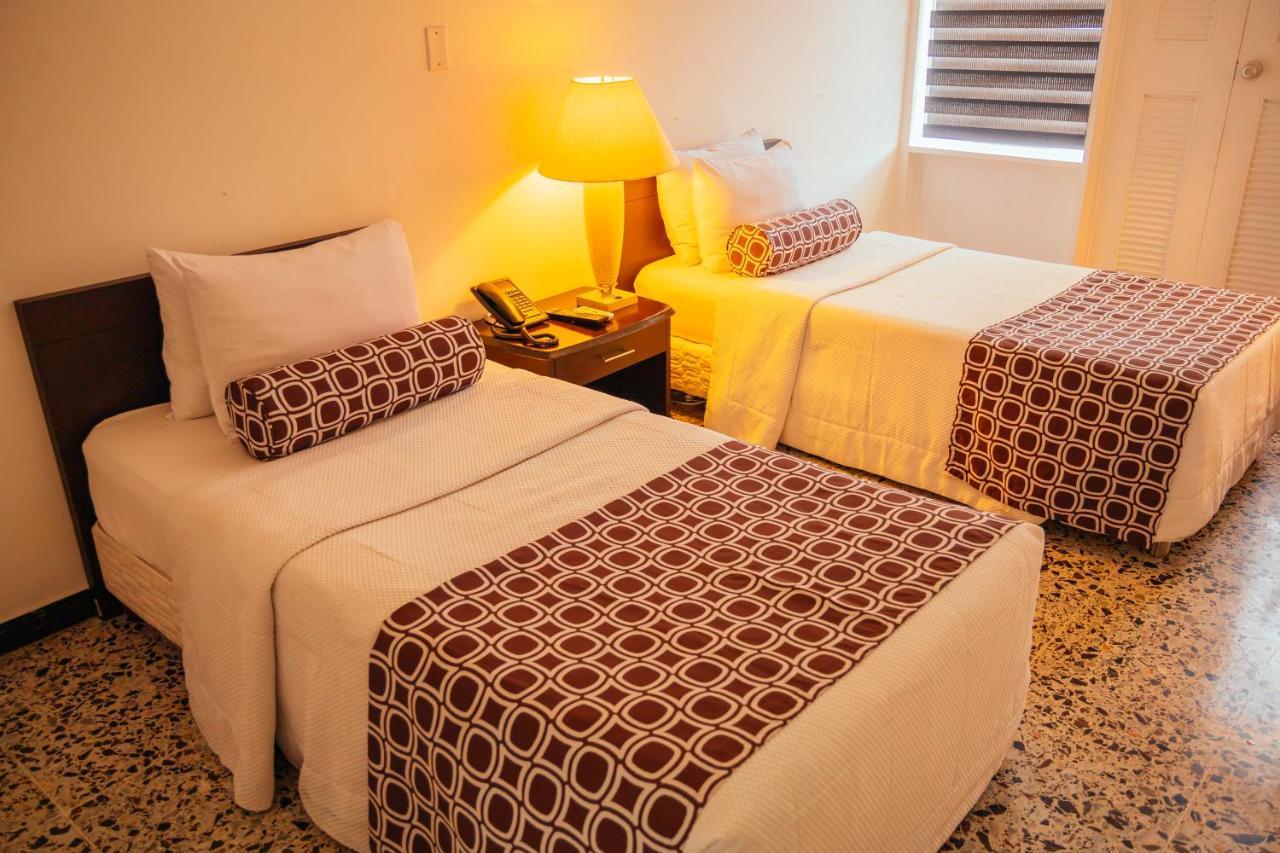 Hotel Tequendama Inn Estacion Buenaventura Exteriör bild